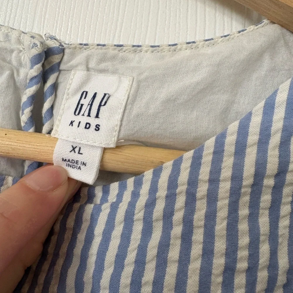 GAP Blue and Pink Sundress with Flutter Sleeves - Picture 6 of 6